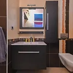 Luka Toni Apartman Krvavica
