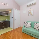 Luka Toni Apartman *