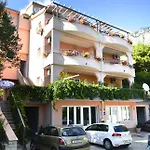 Apartman Luka Toni *