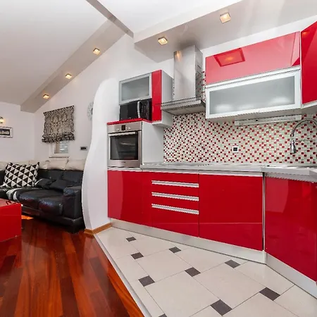 Luka Toni Apartment