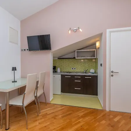 Luka Toni Apartman